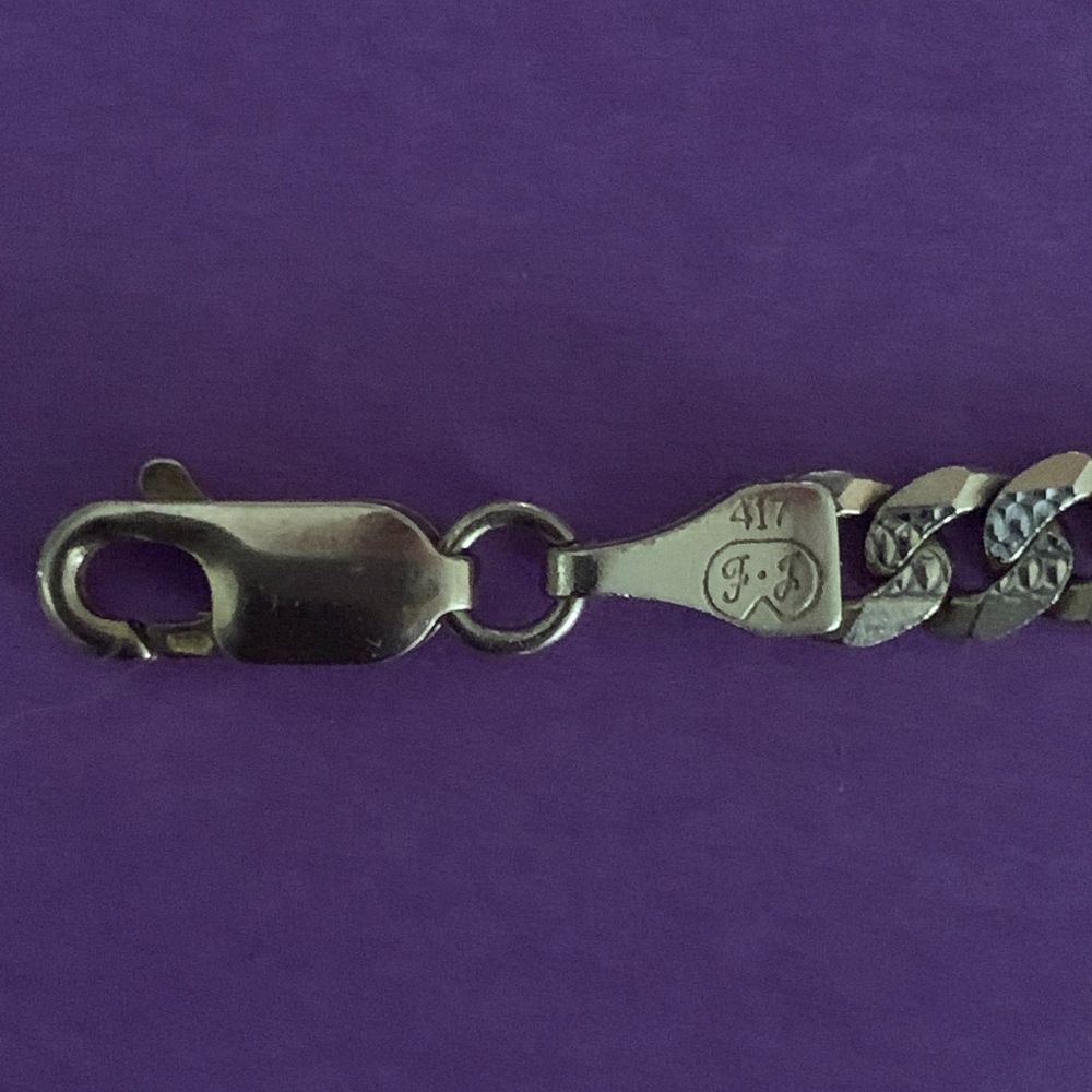 Cuban link - Picture 7 of 7